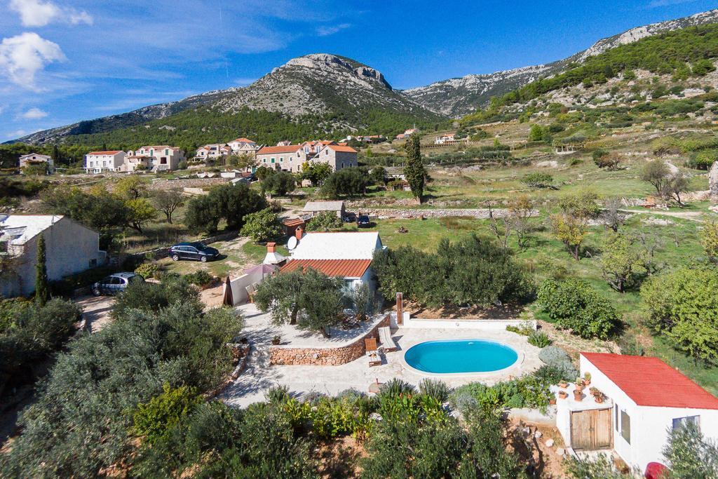 Holiday Home Zlatni San - Private Heated Pool Bol Pokój zdjęcie